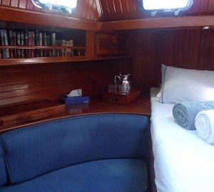 Master cabin with sofa