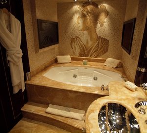 ZEUS - Master Ensuite