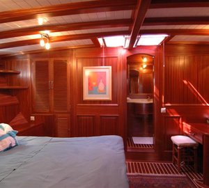 Zephyria II -  cabin master