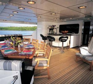 big play aft deck