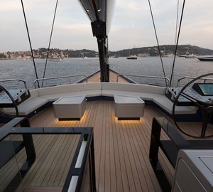 superyacht Better Place Sundeck forward social area - Photo Gilles Martin-Raget
