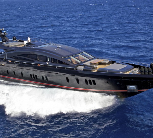 Luxury Charter Yacht O'Pati