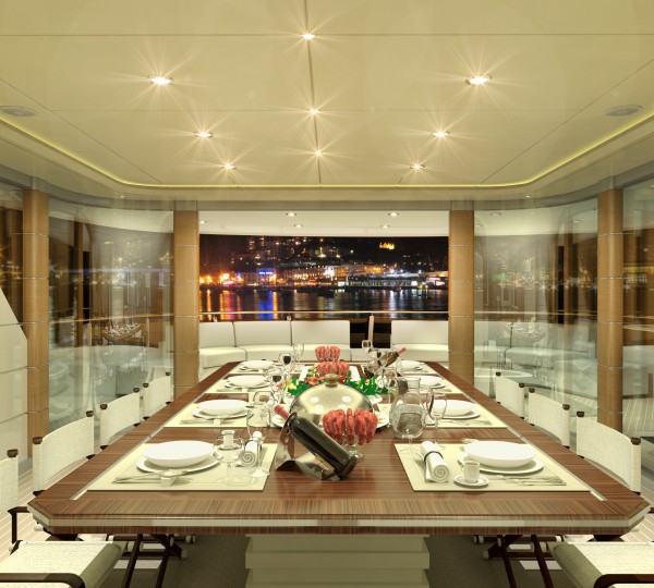 Quaranta Superyacht Dining