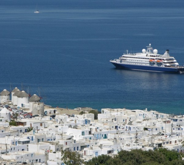 SeaDream in Mykonos