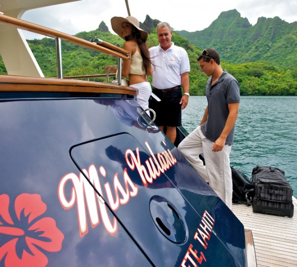 Welcome on board Miss Kulani yacht - Photo by Tim McKenna Photography©