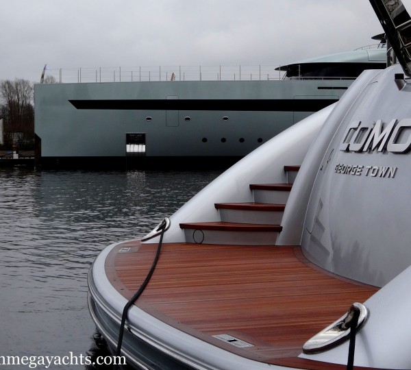 Feadship superyachts SAVANNAH and COMO