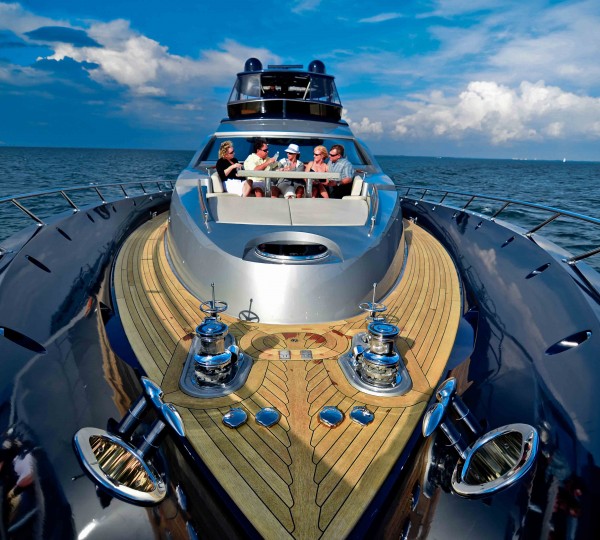 Lazzara motor yacht ALGORYTHM