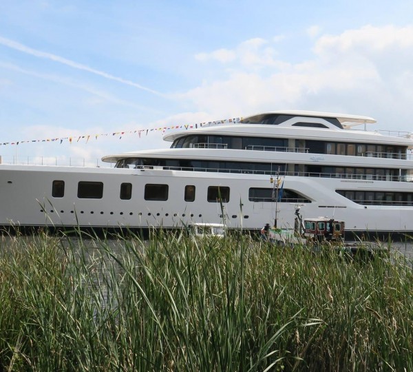 Feadship Superyacht AQUARIUS - image by Hanco Bol via Dutch Yachting