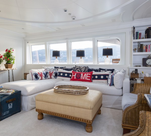 Jeff Brown-Bina upper deck saloon