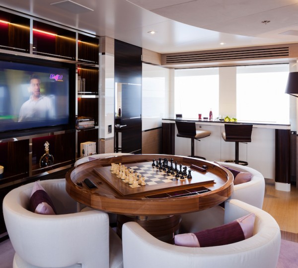 Superyacht ASYA - Skylounge