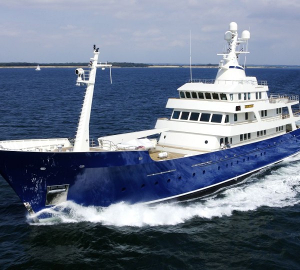 Expedition Yacht Turmoil Royal-Denship