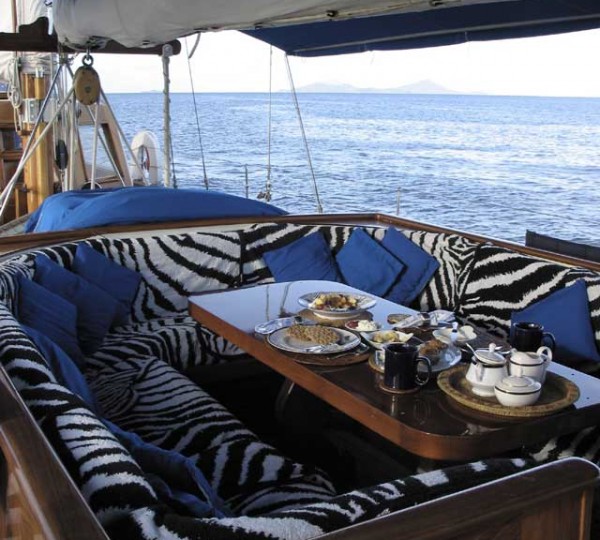 AILE BLANCHE - Cockpit Dining