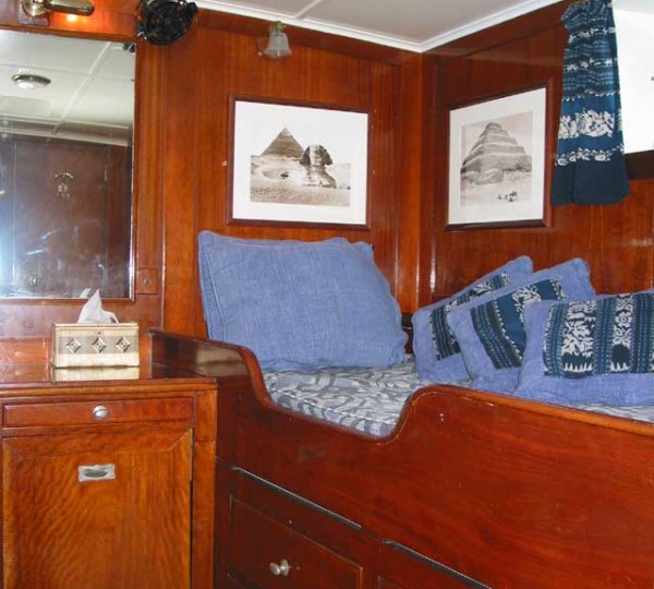 AILE BLANCHE - Port Cabin 2