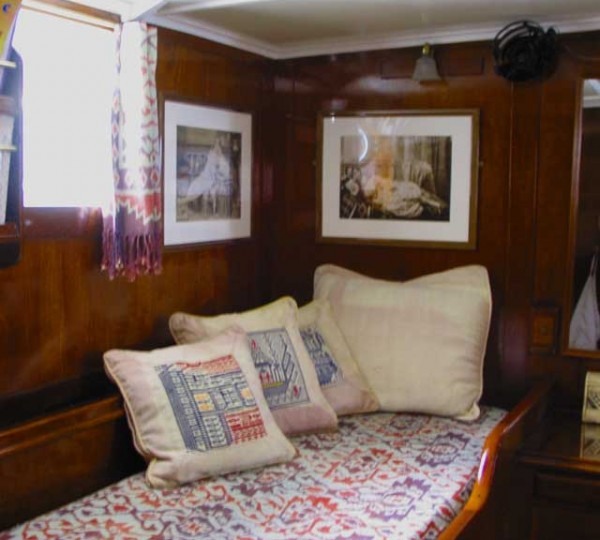 AILE BLANCHE - Starboard Cabin
