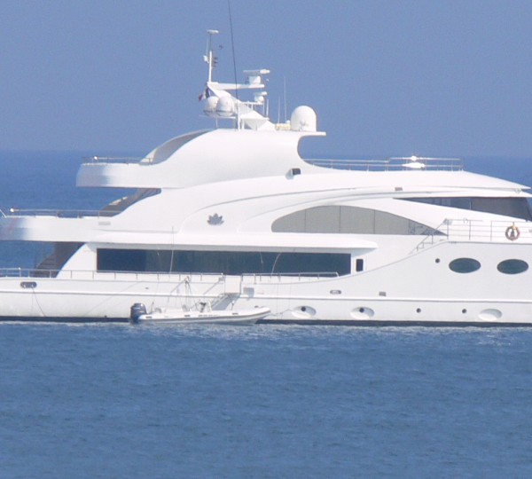 Yacht FATHOM - Image Courtesy of LiveYachting
