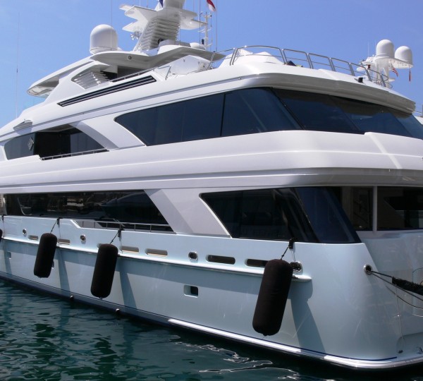 HAPPY DAYS courtesy of Monaco Yacht Spotter