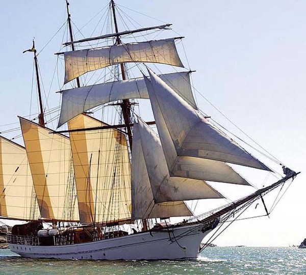 LADY ELLEN - Photo Credit Tradewind yachts.