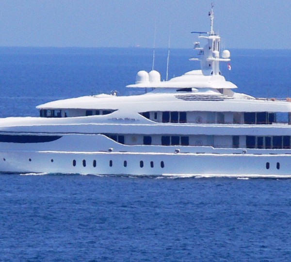 Яхта rahil владелец в сочи. Яхта рахиль в сочи. Яхта rahil в сочи. Яхта рахиль. Яхта ротенберга в сочи.