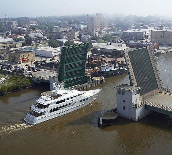 Yacht MIRGAB V - Image by Burger Yachts