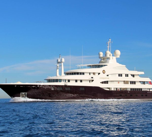 Yacht Sarafsa