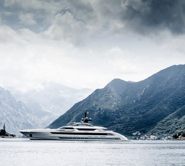 70m Heesen Yacht