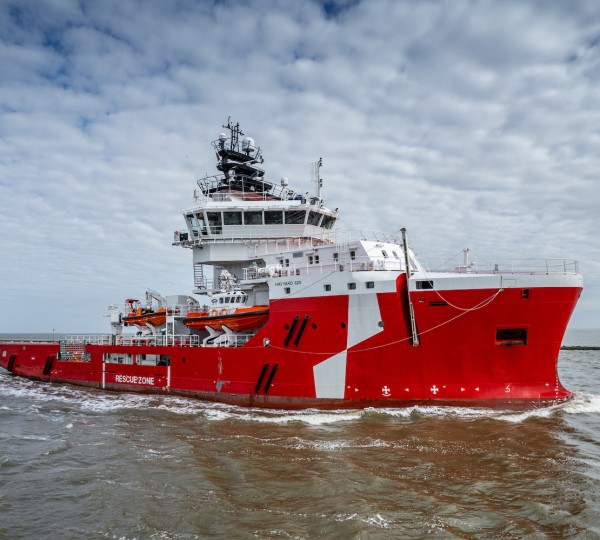 ICON Yachts - Arrival Ocean Falcon before conversion