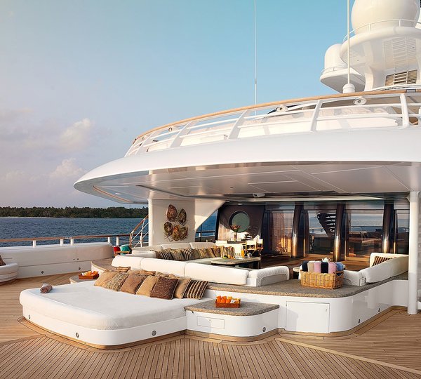 The 115m Yacht PELORUS