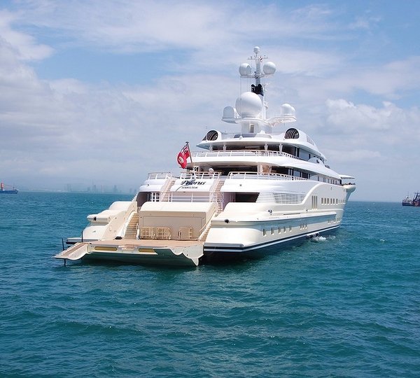 The 115m Yacht PELORUS