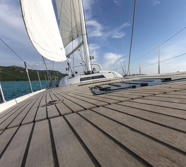 The 19m Yacht AMANDINE