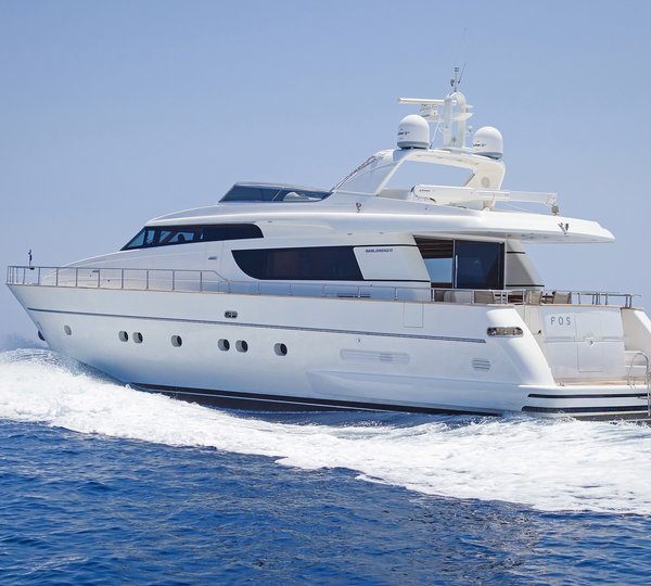 The 21m Yacht FOS