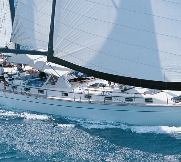 The 21m Yacht HIGH ASPECT