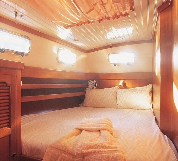 The 21m Yacht HIGH ASPECT