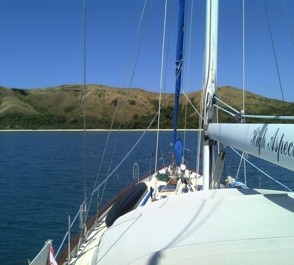 The 21m Yacht HIGH ASPECT