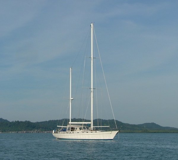 The 21m Yacht HIGH ASPECT