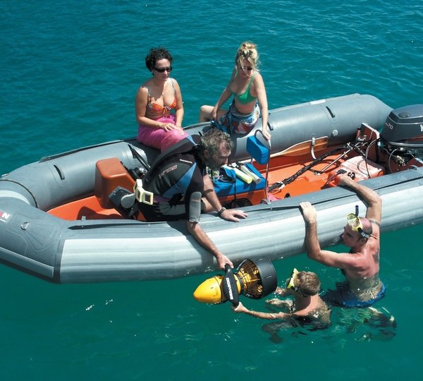 The 21m Yacht HIGH ASPECT