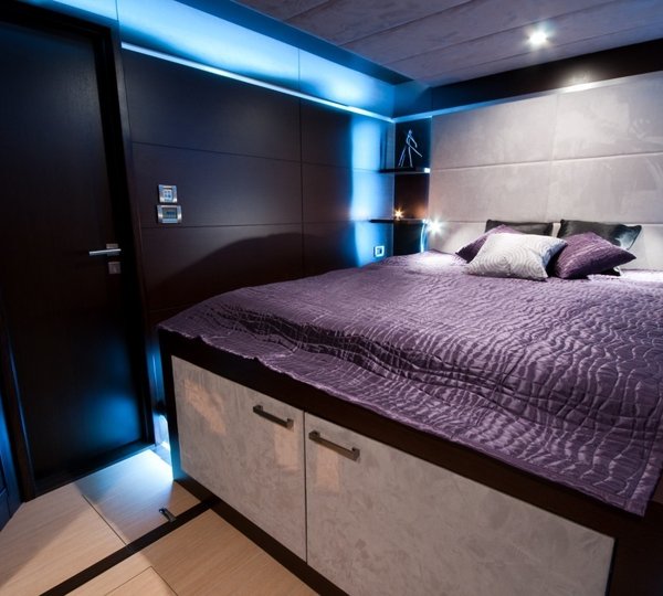 The 21m Yacht SEA BASS