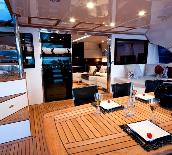 The 21m Yacht SEA BASS