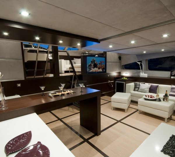 The 21m Yacht SEA BASS