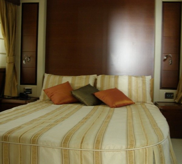 The 22m Yacht CAROCLA II