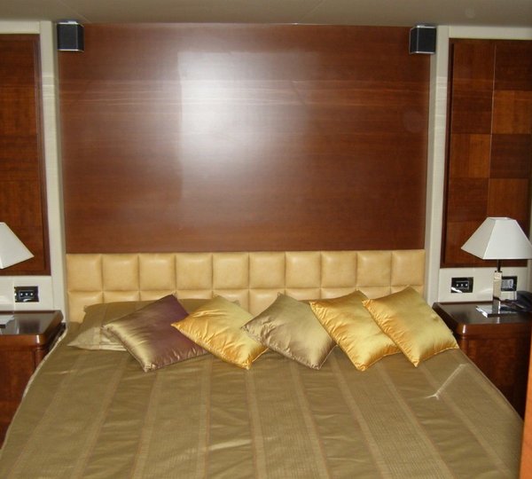 The 22m Yacht CAROCLA II