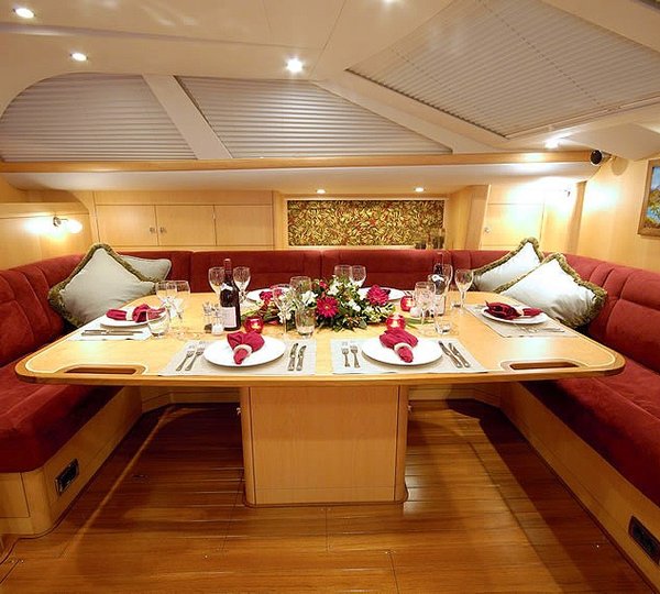 The 22m Yacht HOLO KAI