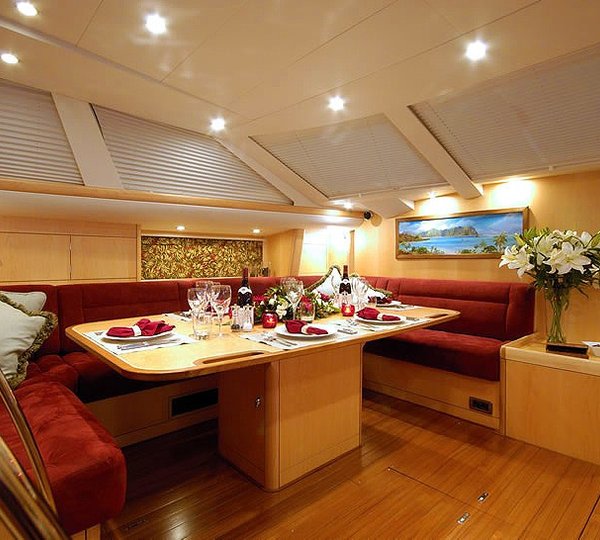 The 22m Yacht HOLO KAI