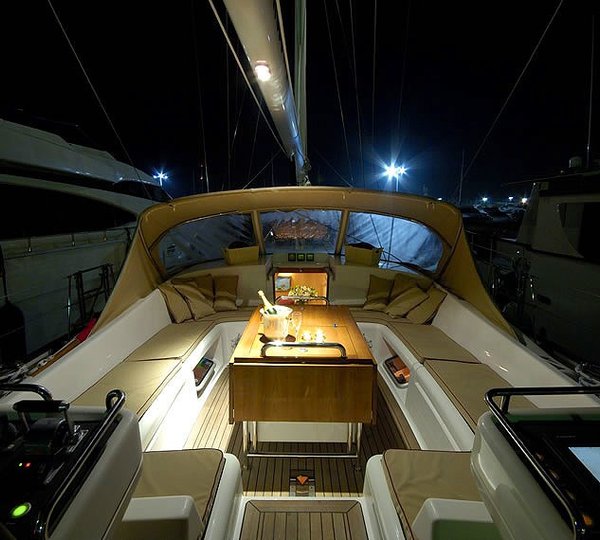 The 22m Yacht HOLO KAI