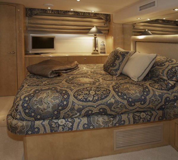 The 22m Yacht SHEER BLISS