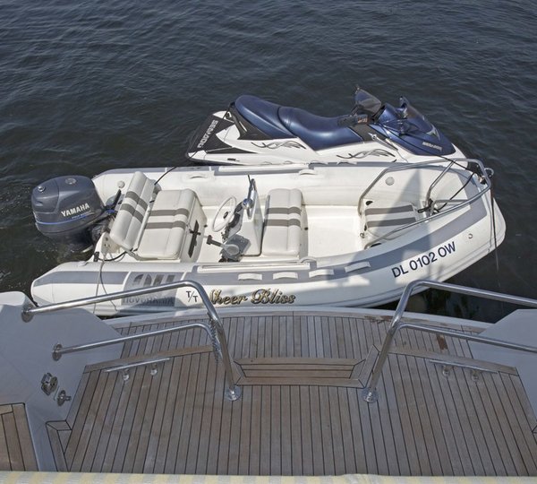 The 22m Yacht SHEER BLISS