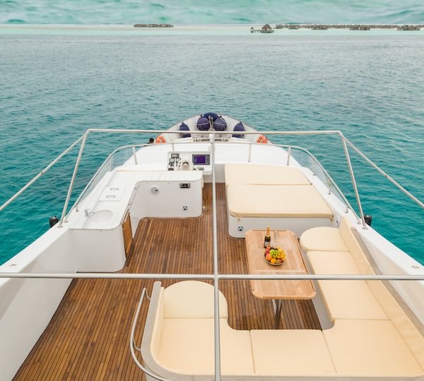 The 23m Yacht FANTOM