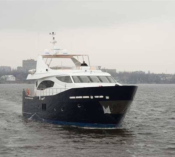 The 23m Yacht FANTOM