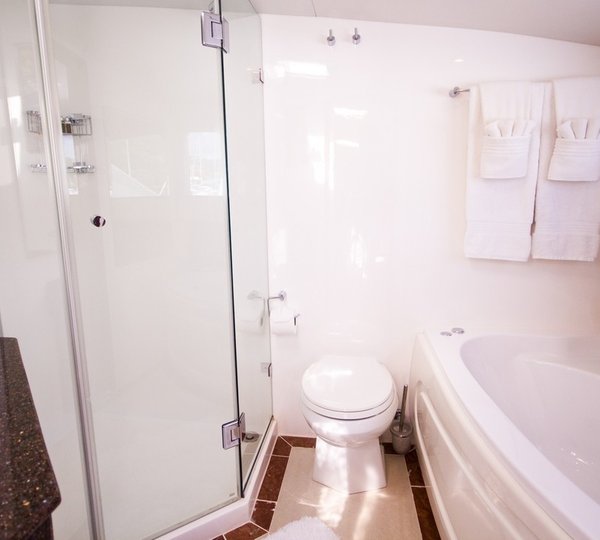 The 23m Yacht KINGS RANSOM