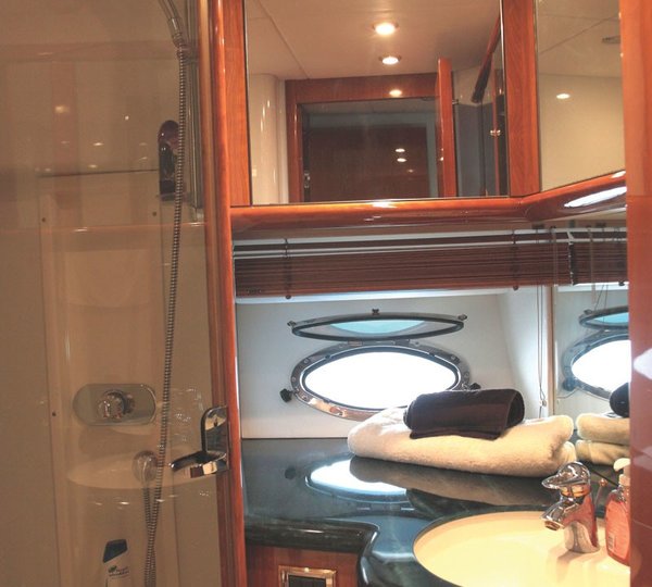 The 23m Yacht LUCKY SEVEN