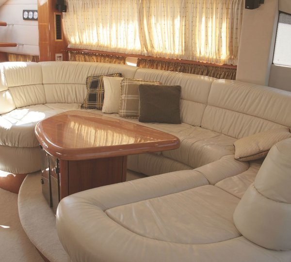 The 23m Yacht LUCKY SEVEN